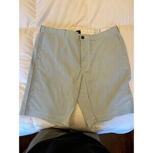 J.Crew men’s seersucker shorts
